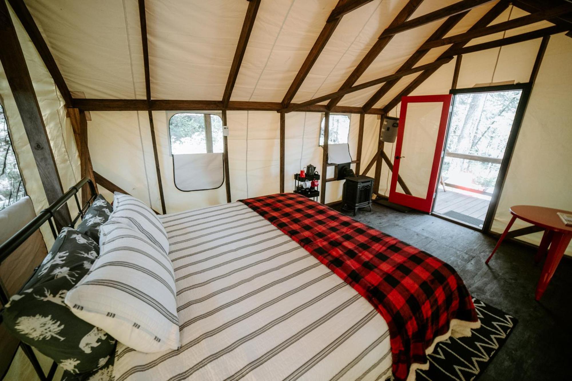 North Shore Camping Company Beaver Bay Extérieur photo